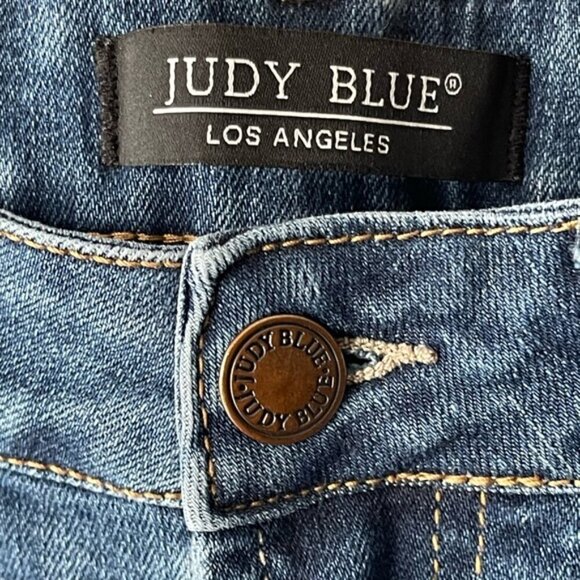 Judy Blue Plaid Cuffed Slim Fit Jean size 26 stretch classic medium wash jeans - Picture 10 of 16